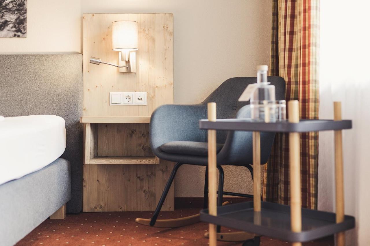 Hotel Johanna Umhausen Buitenkant foto