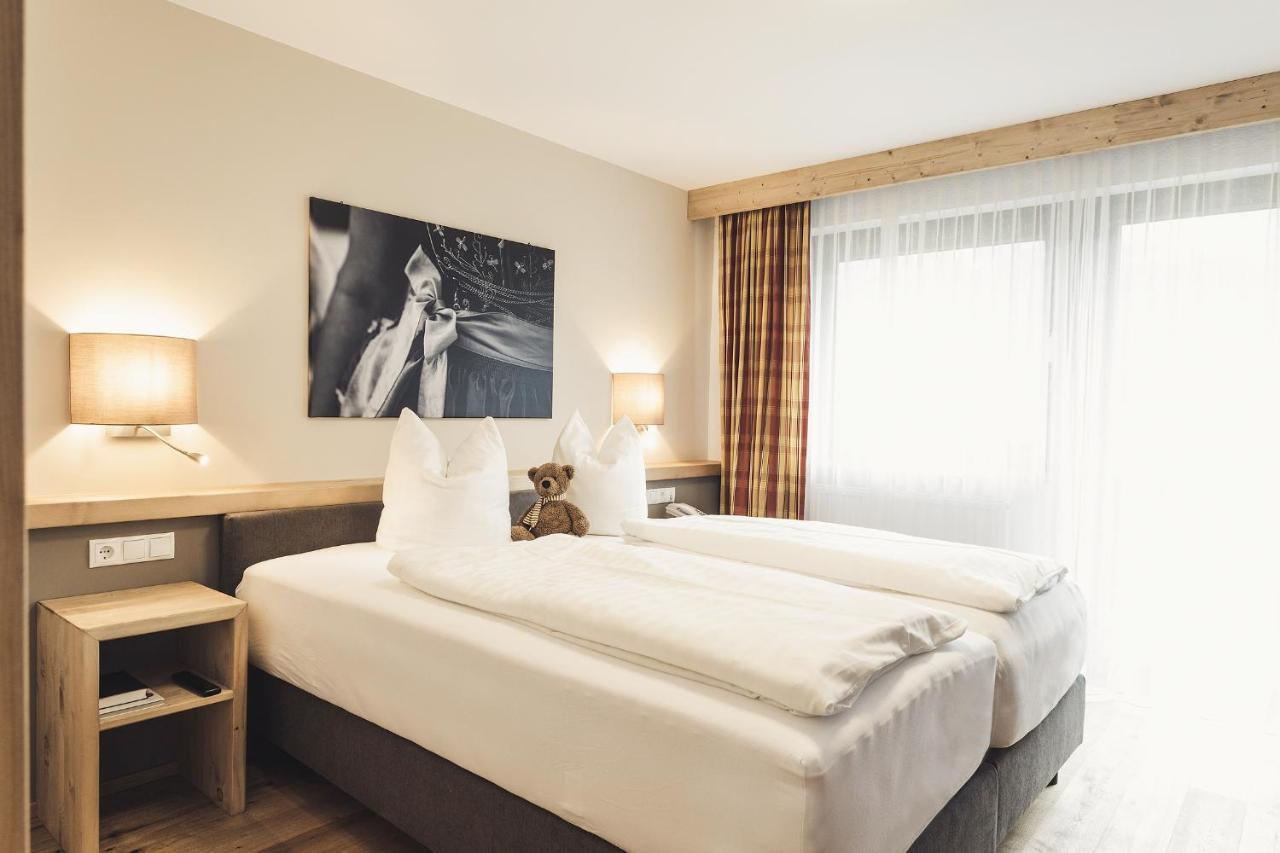 Hotel Johanna Umhausen Buitenkant foto
